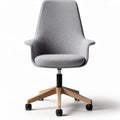 Chaise de bureau rotative en tissu gris avec des roulettes et base en bois 60 x 60 x 90 cm